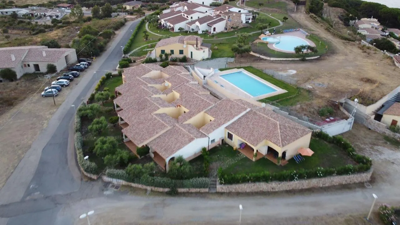 residence baia sant anna con piscina Tanaunella 0*,  Italia