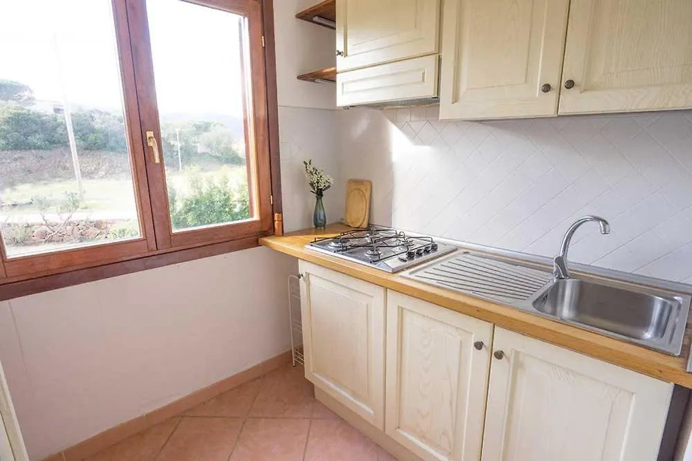 residence baia sant anna con piscina Tanaunella